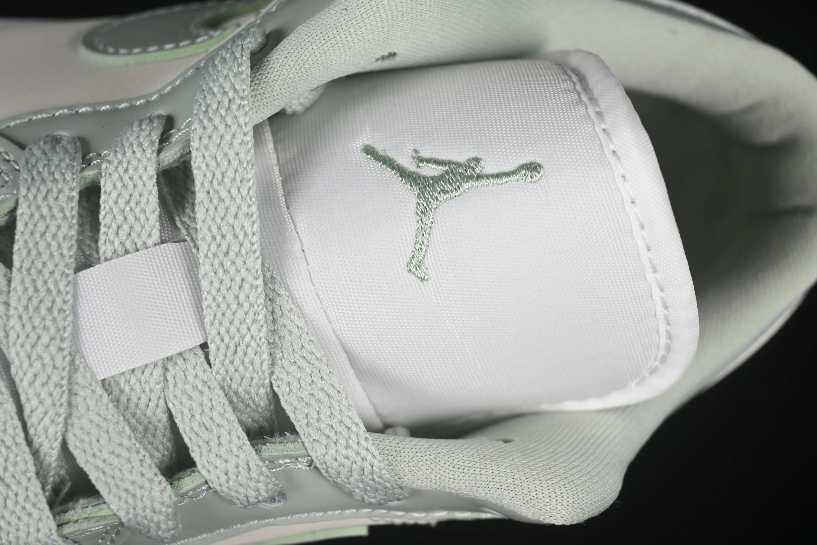 All categories Air Jordan Jordan series basketball shoes Air Jordan 1 Low G version pure original Air Jordan 1 Low AJ1 Joe 1 amber green low-top cultural casual sneakers HF4078-100